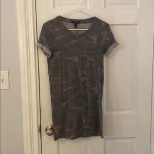 Camp t-shirt dress
